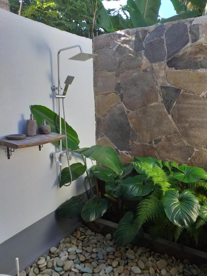 The Geckos Homestay Kelimutu Quarto foto